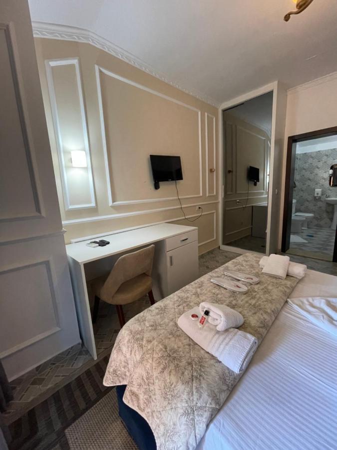 Vila Sanremo Tirana Buitenkant foto